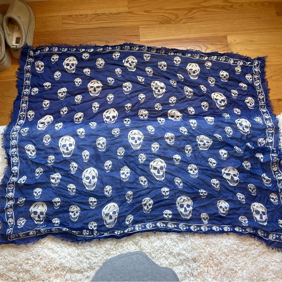 ALEXANDER MCQUEEN scarf - Picture 5 of 7